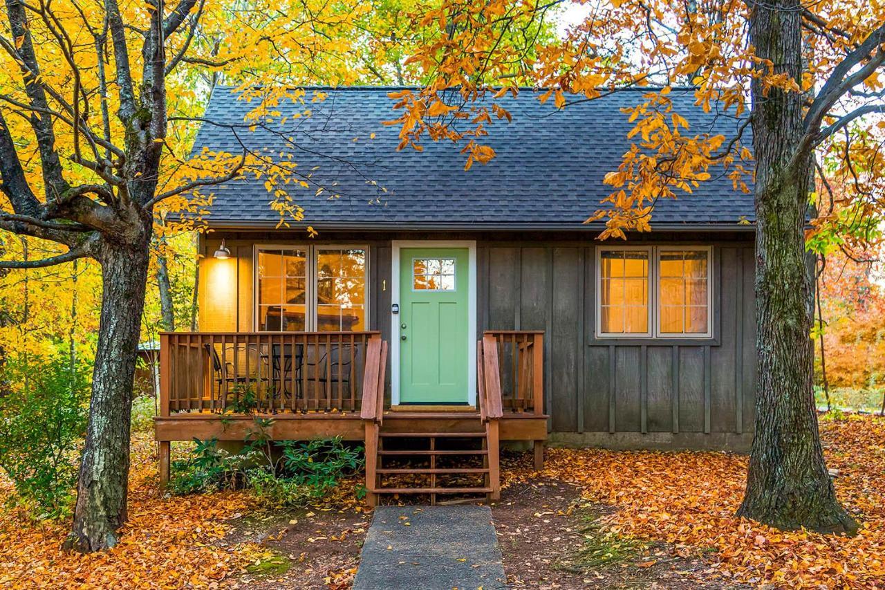 Love Ridge Mountain Lodging Lyndhurst Exterior foto