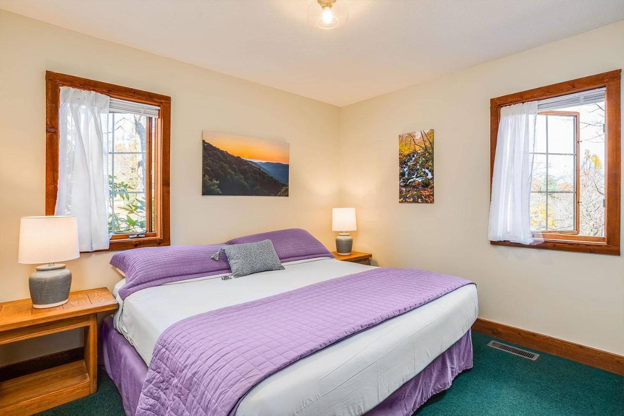 Love Ridge Mountain Lodging Lyndhurst Exterior foto