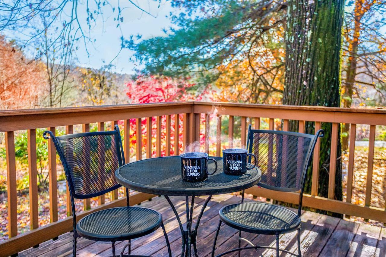 Love Ridge Mountain Lodging Lyndhurst Exterior foto
