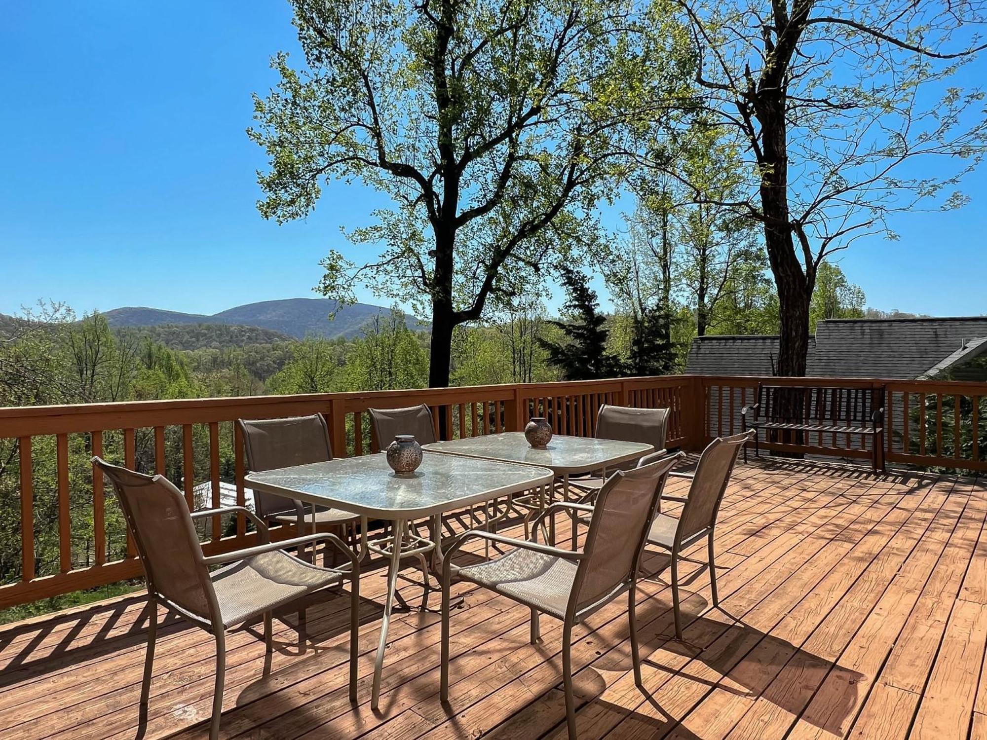 Love Ridge Mountain Lodging Lyndhurst Exterior foto