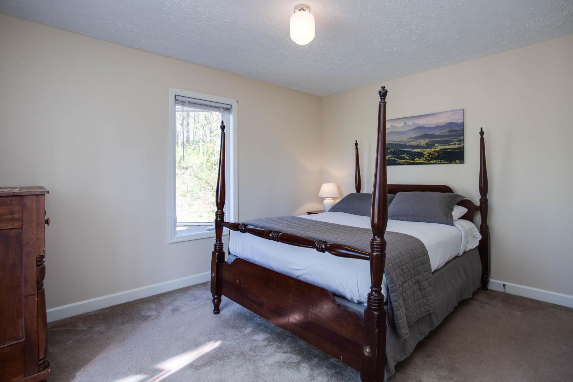 Love Ridge Mountain Lodging Lyndhurst Exterior foto